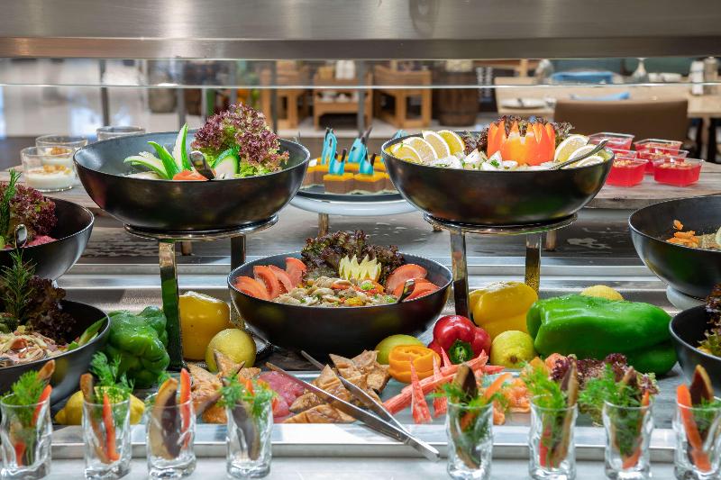 Radisson Blu Hotel, Jeddah Corniche - Restoran