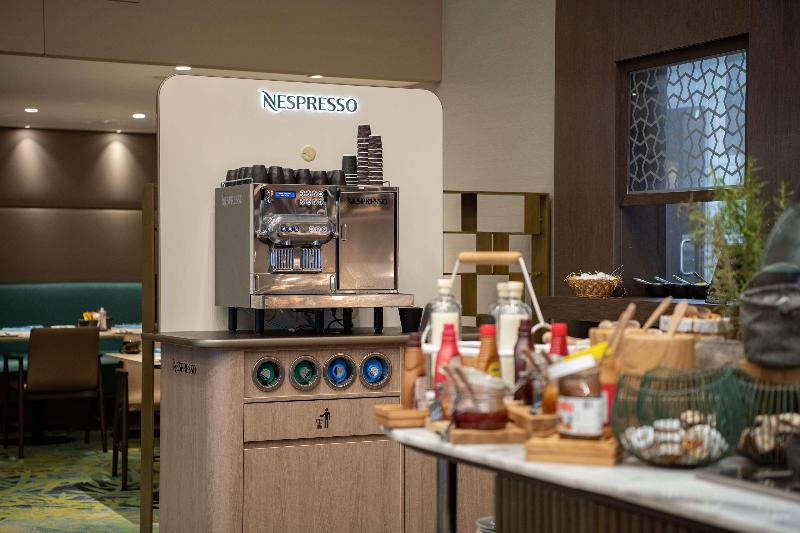 Radisson Blu Hotel, Jeddah Corniche - Restoran