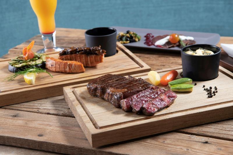 Radisson Blu Hotel, Jeddah Corniche - Restoran