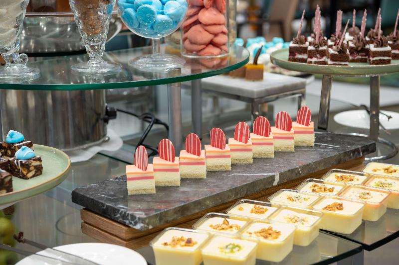 Radisson Blu Hotel, Jeddah Corniche - Restoran