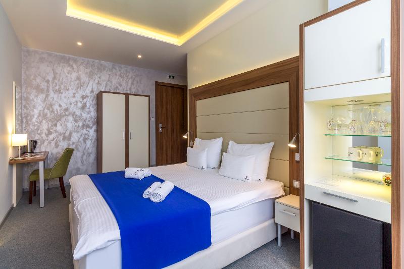 Privilege Suites by Central Park - Oda