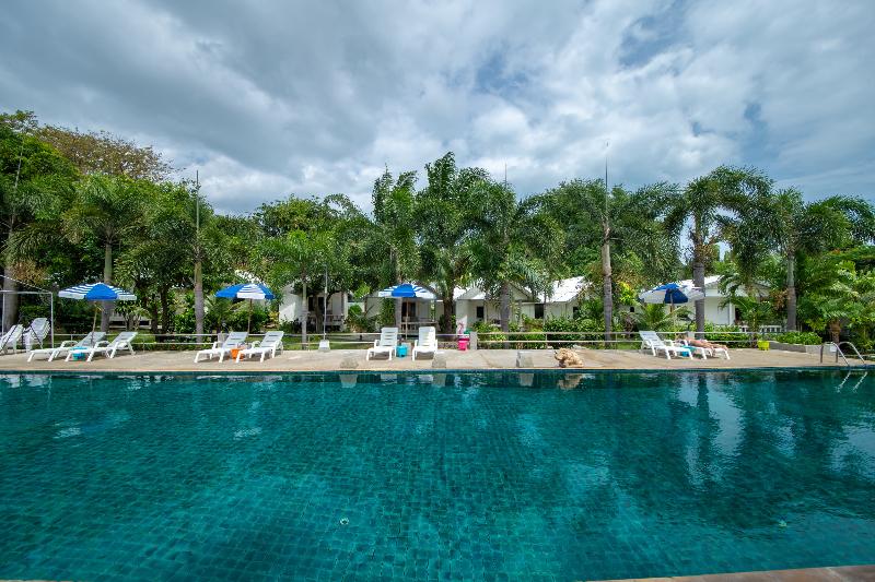 Bay Beach Resort, Koh Samui - Havuz