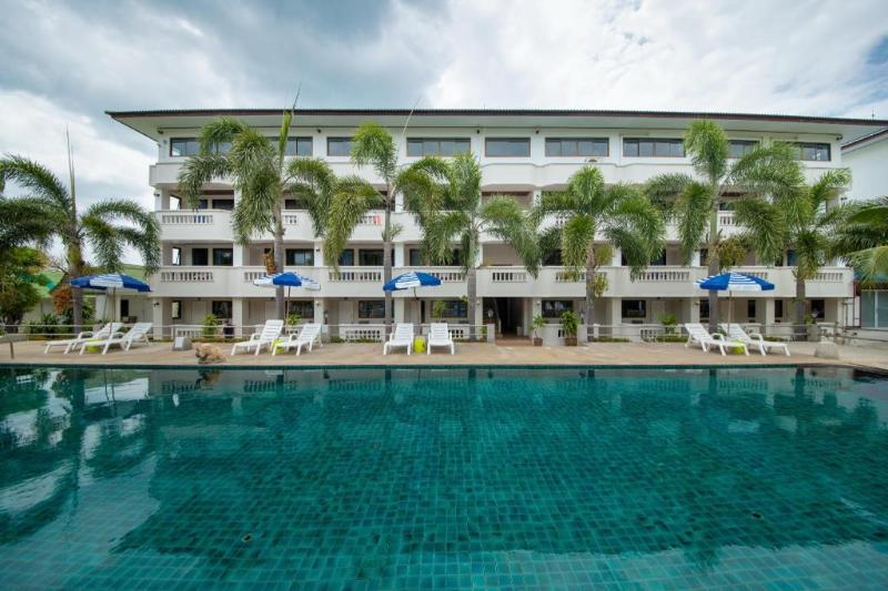 Bay Beach Resort, Koh Samui - Havuz