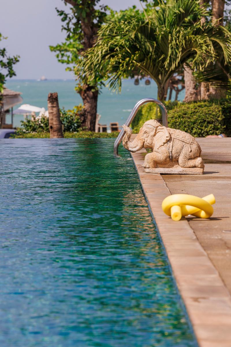 Bay Beach Resort, Koh Samui - Havuz