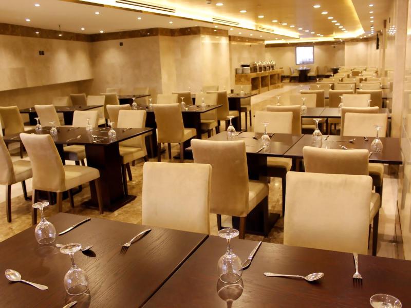 Lamar Ajyad 2 - Tower B - Restoran