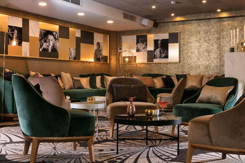 Niepce Paris Curio Collection By Hilton - Bar