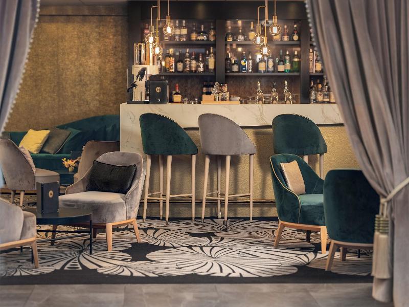 Niepce Paris Curio Collection By Hilton - Bar