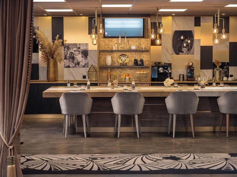 Niepce Paris Curio Collection By Hilton - Lobi