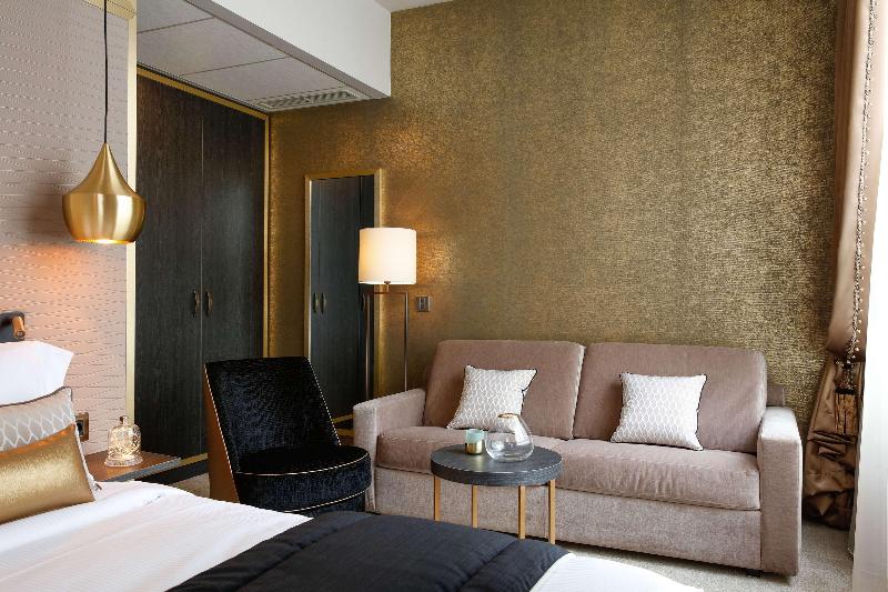 Niepce Paris Curio Collection By Hilton - Oda