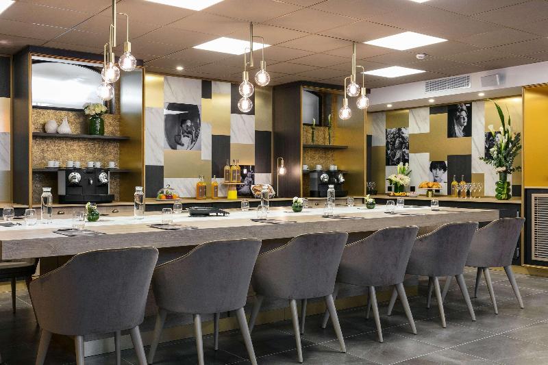 Niepce Paris Curio Collection By Hilton - Restoran
