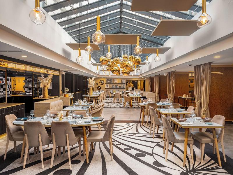 Niepce Paris Curio Collection By Hilton - Restoran