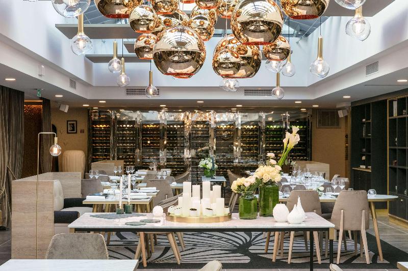 Niepce Paris Curio Collection By Hilton - Restoran