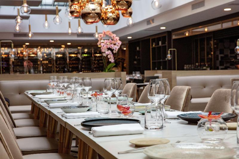 Niepce Paris Curio Collection By Hilton - Restoran