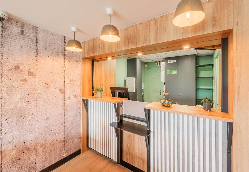 B&B HOTEL Mulhouse Sausheim - Lobi