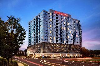 Hampton Inn & Suites Teaneck Glenpointe fotoÄŸrafÄ±