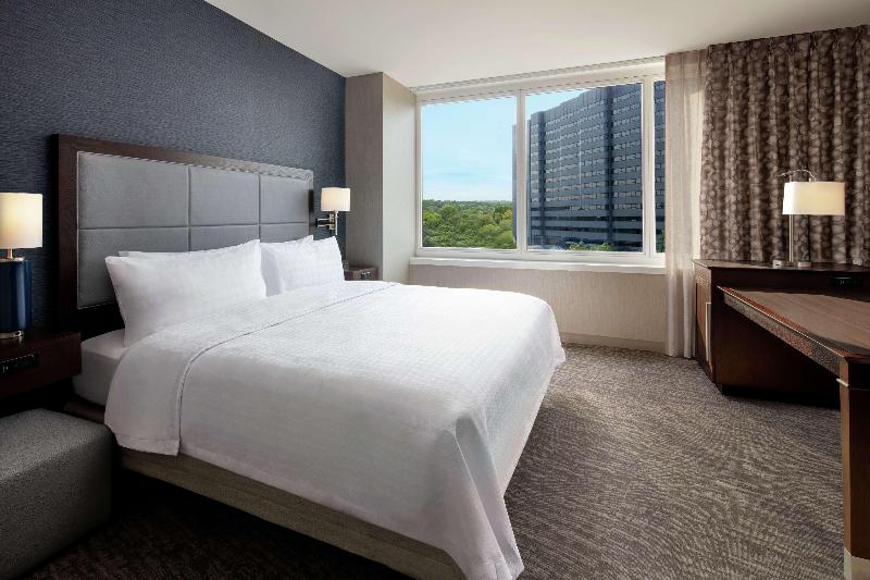 Hampton Inn & Suites Teaneck Glenpointe - Oda