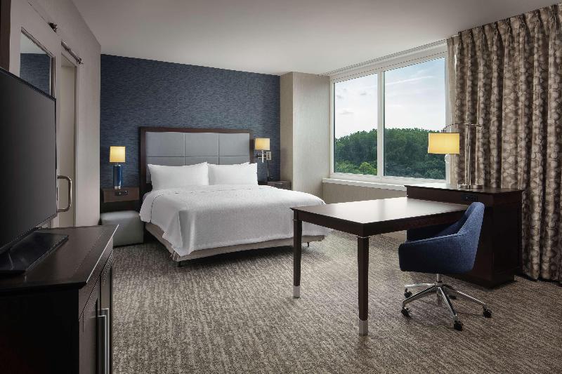 Hampton Inn & Suites Teaneck Glenpointe - Oda
