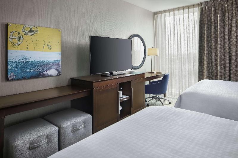 Hampton Inn & Suites Teaneck Glenpointe - Oda