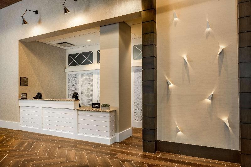 Homewood Suites by Hilton Teaneck Glenpointe - Lobi