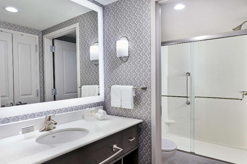 Homewood Suites by Hilton Teaneck Glenpointe - Oda
