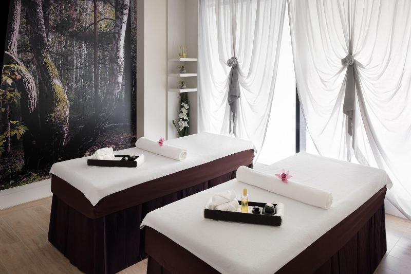The Hotel Galleria Jeddah, Curio Collection by Hil - Aktivite