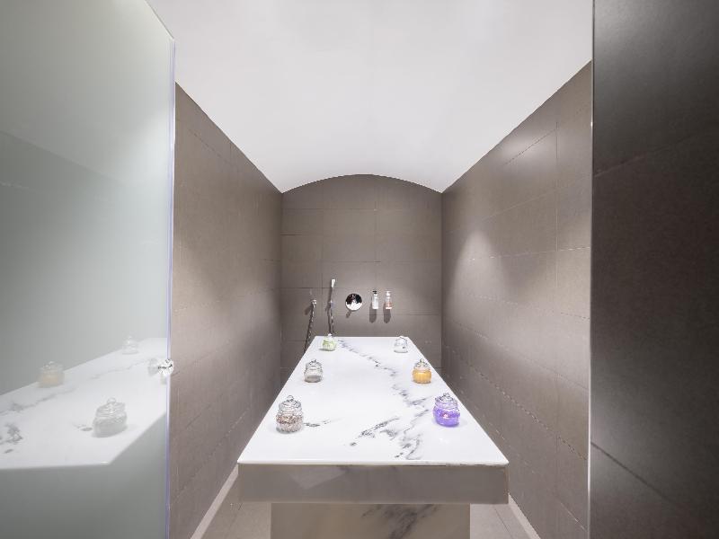 The Hotel Galleria Jeddah, Curio Collection by Hil - Aktivite