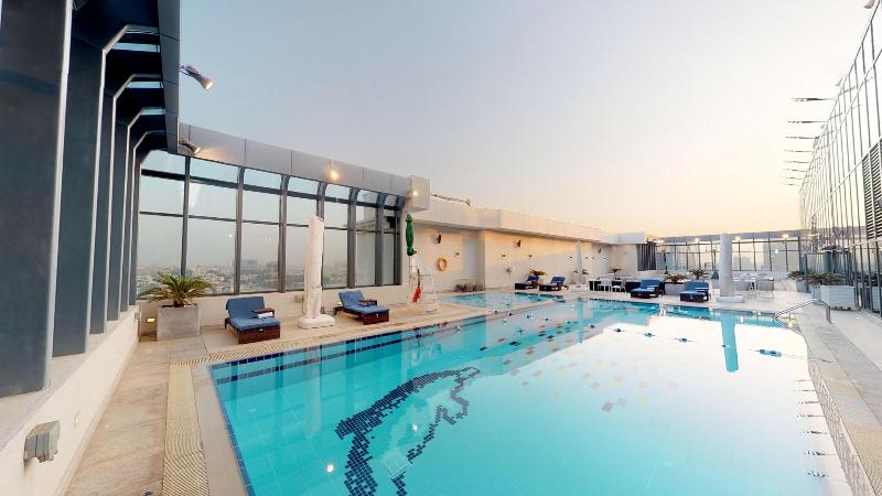 The Hotel Galleria Jeddah, Curio Collection by Hil - Havuz