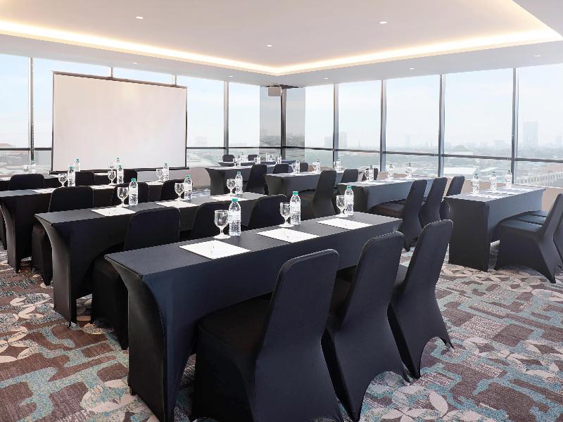 Novotel Samator Surabaya Timur - Toplantı