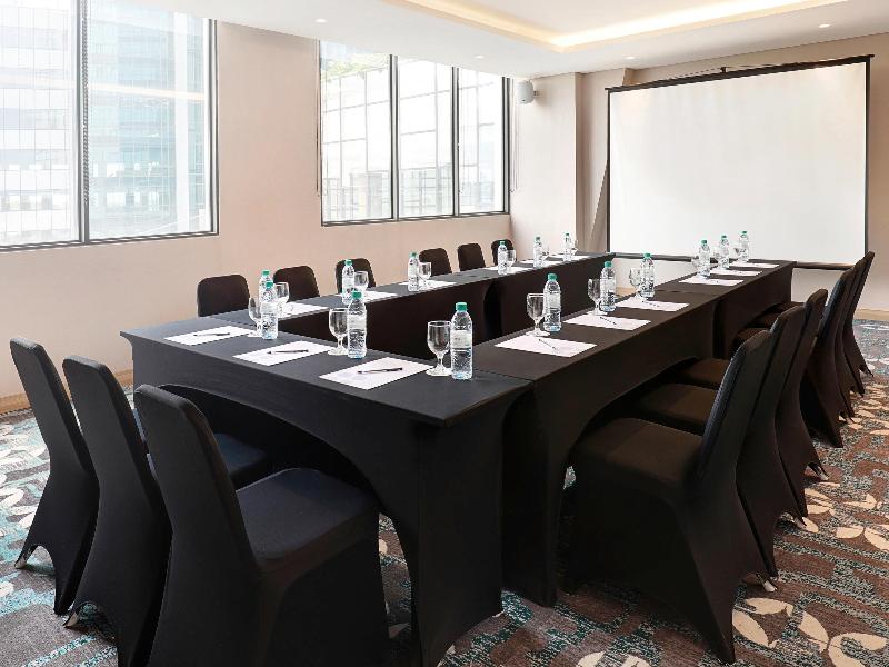Novotel Samator Surabaya Timur - Toplantı