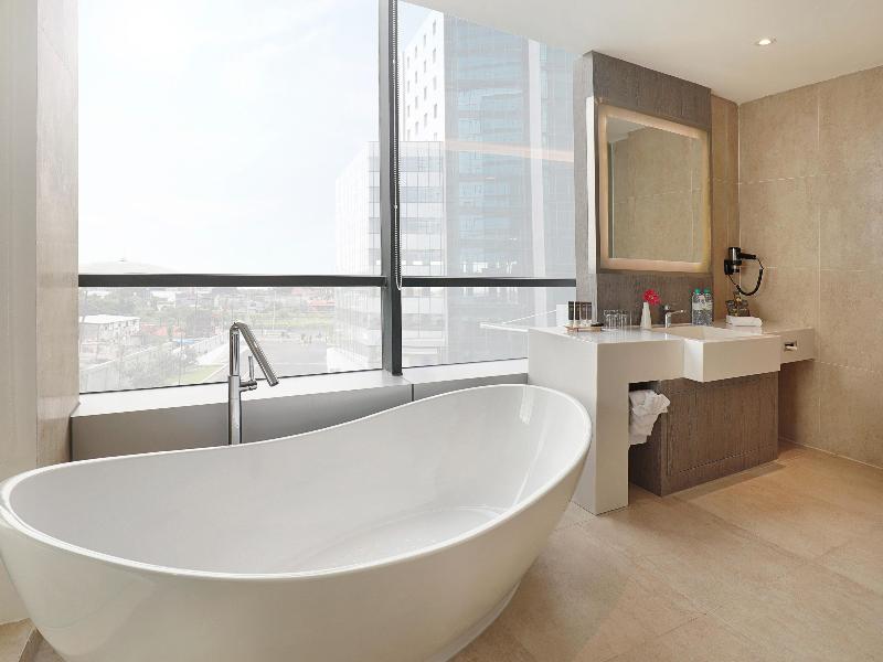 Novotel Samator Surabaya Timur - Oda