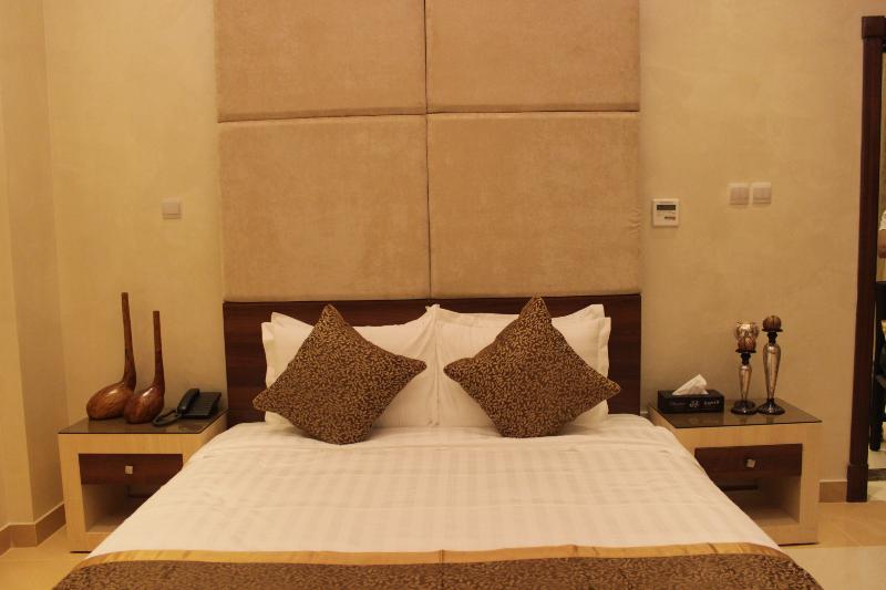 Mandarin Hotel Apartments - Oda