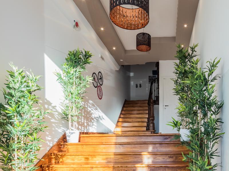 Vila Garden Guesthouse - Lobi