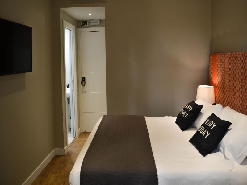Bairro Alto Suites - Oda