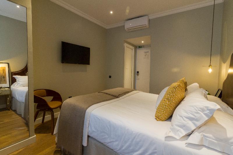 Bairro Alto Suites - Oda