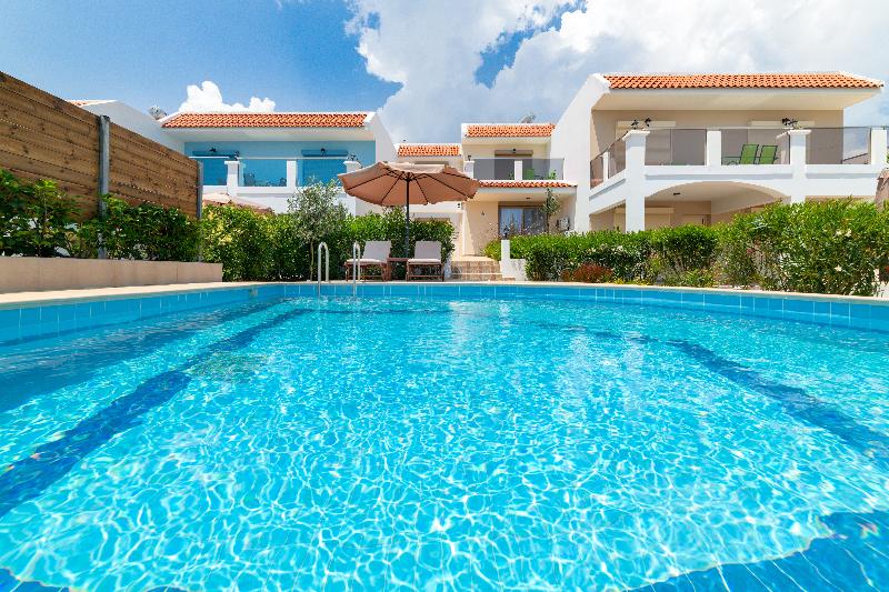 Kolymbia Village - Havuz
