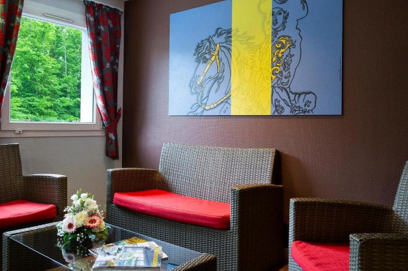 B&B HOTEL Amneville Les Thermes - Lobi
