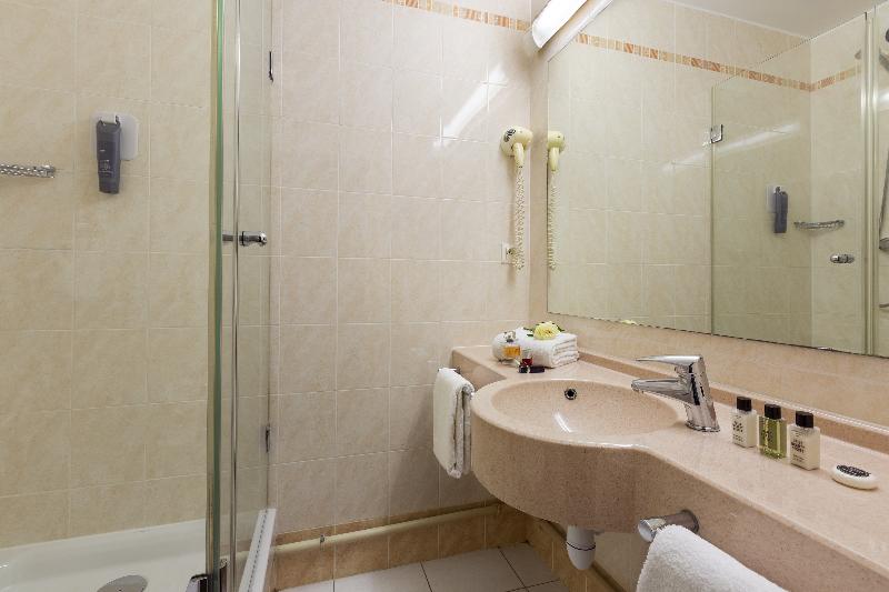 B&B HOTEL Amneville Les Thermes - Oda