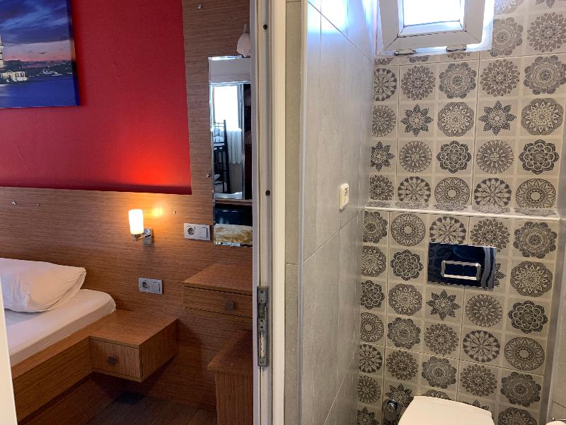 Antique Hostel - Oda