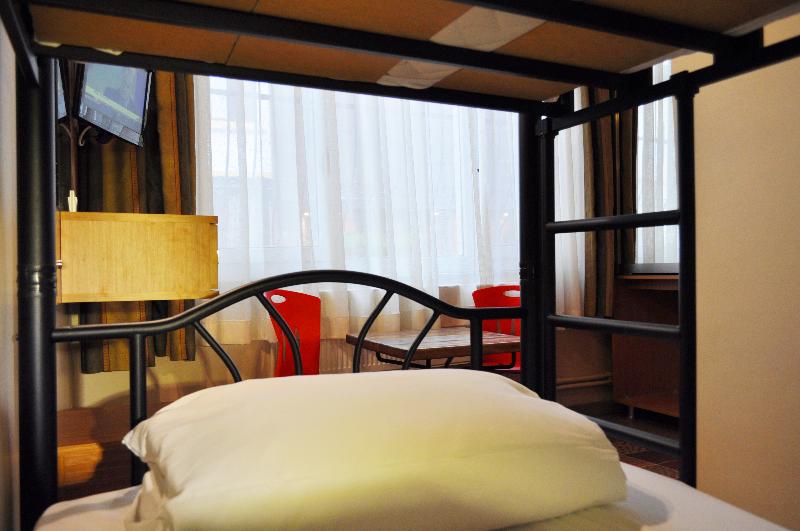 Antique Hostel - Oda