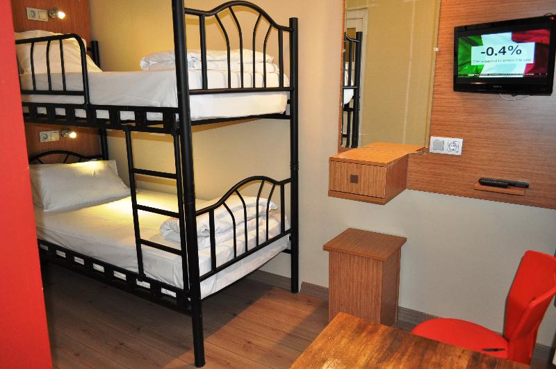 Antique Hostel - Oda