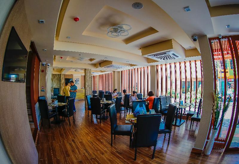 Three Inn - Restoran