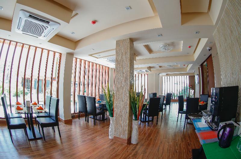 Three Inn - Restoran