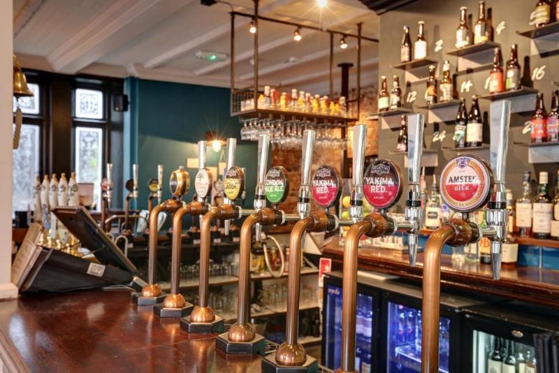 Publove The Exmouth Arms - Lobi