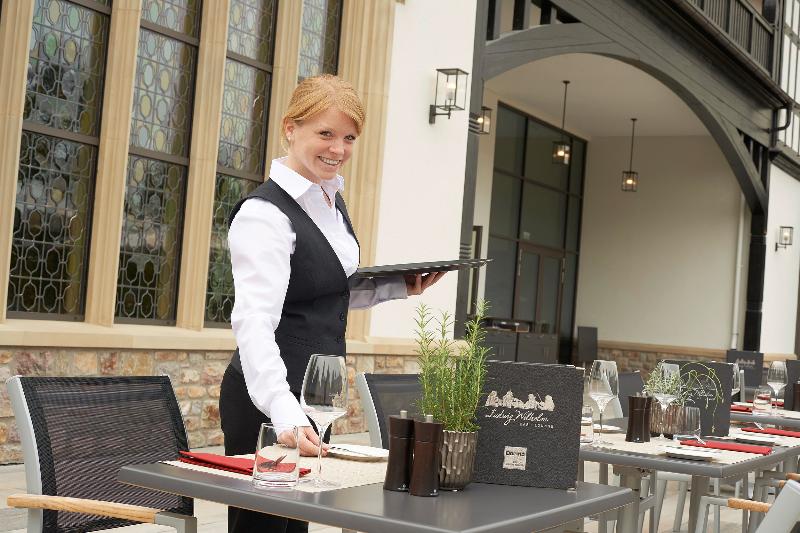 Dorint Hotel Frankfurt-Oberursel - Teras