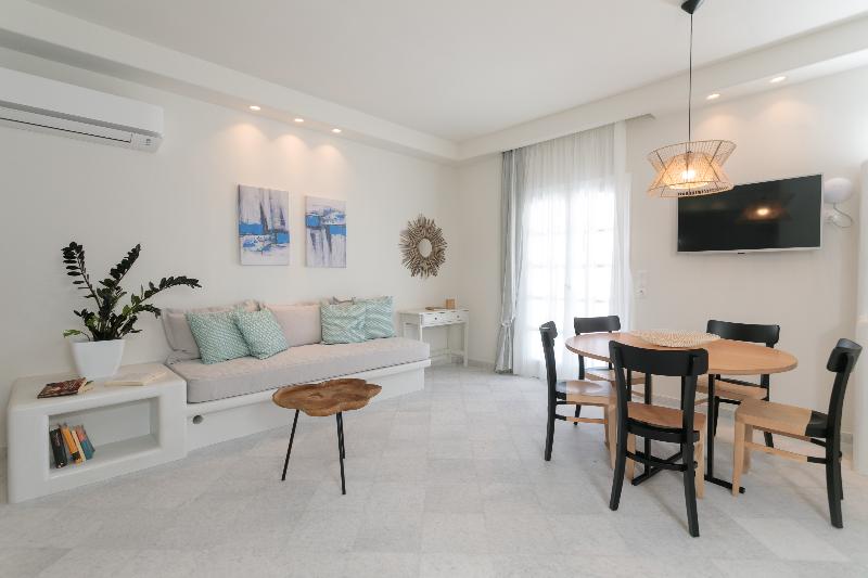 Aeolos Villas Sustainable Living - Oda