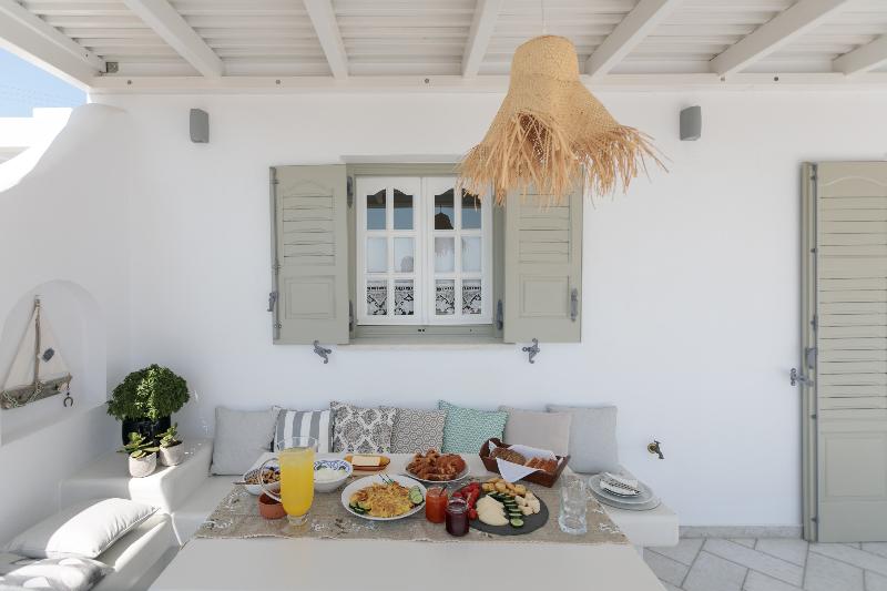 Aeolos Villas Sustainable Living - Oda