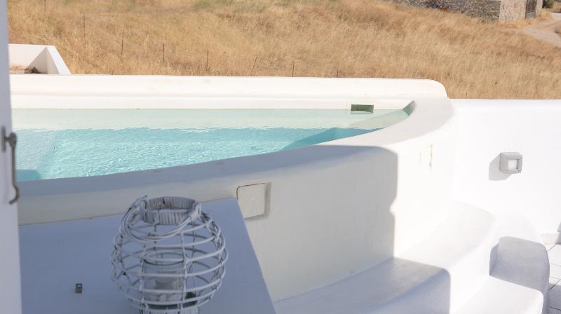 Aeolos Villas Sustainable Living - Oda