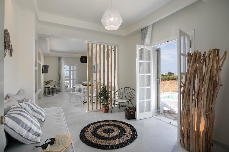 Aeolos Villas Sustainable Living - Oda