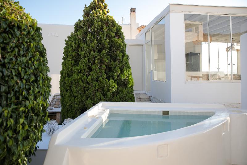 Aeolos Villas Sustainable Living - Oda