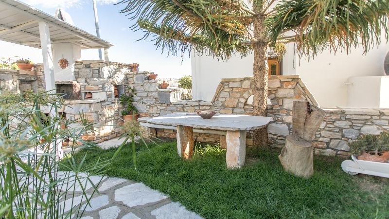 Aeolos Villas Sustainable Living - Oda